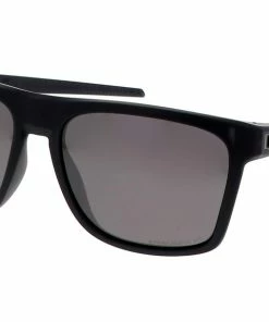 Eyewear Oakley 0OO9264 Mainlink Matte Black Prizm Black Polarized Sunglasses- Only Prepaid Order